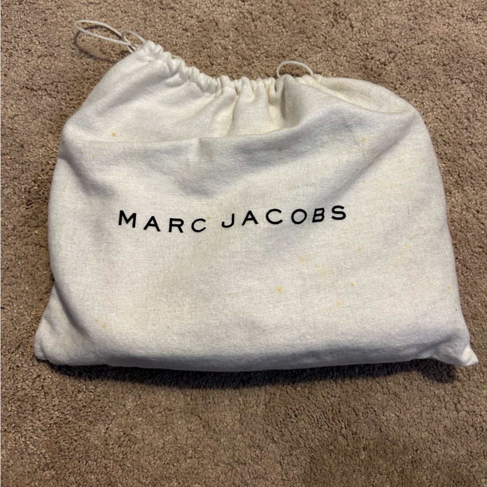 Marc Jacobs Pink Shoulder Bag ASO Rory Gilmore in Gilmore Girls - Picture 3 of 6